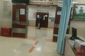 痛心！“电瓶车电梯爆燃”后续：烧伤女婴8根手指脱落，永久残疾图片