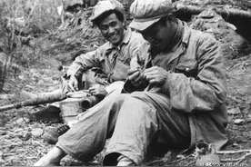 《长津湖》里的解放鞋，流行50年，4大缺点让它最终退出历史舞台图片