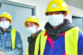雷神山最小的建设者潘峰荣获“全国优秀共青团员”称号图片