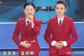 有种“犯规”叫金靖的脸，上帝拿走了她的颜值，却给她身材开了窗图片