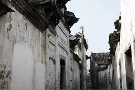 李永才║​石榴红瘦九思巷图片