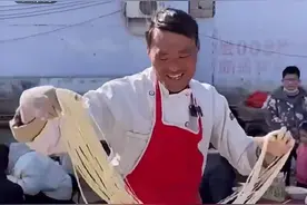山东的拉面哥火了，他大火的原因是什么？图片