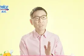 为什么宝宝添加辅食后，容易便秘？多喝水、喝粥，能缓解便秘吗？