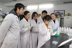 为何不建议三无家庭的学生学医？并非职业歧视，就业数据说明原因图片