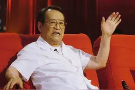 表演艺术家项堃：塑造反派形象成荧幕经典，夫妻50年伉俪情深图片