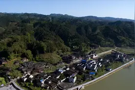 1875年纪念昭勇将军的刘氏宗祠，独特的中西合璧建筑装饰风格图片