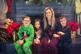 美国女子陪闺蜜生娃，却发现闺蜜生的是自己老公的孩子图片