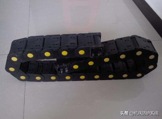 拖链型号详细尺寸「尼龙拖链型号看哪」