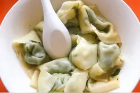 藏在巷子里的小破店，藏有苏州最好吃的馄饨，一天卖出600碗图片