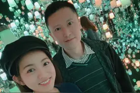 35岁女星离婚后和富豪前夫仍密联！两人照旧视讯约会，关系引争议图片