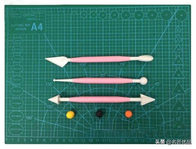 手工：超萌可爱的小鸭子，简单几步就能完成，还可以漂浮起来哟