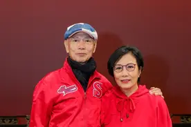汪明荃为74岁罗家英贺寿！夫妻相伴33年一生无子，晚年仍幸福图片