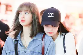 真傻cp——JENNIE&Lisa，金智妮&莎莎图片