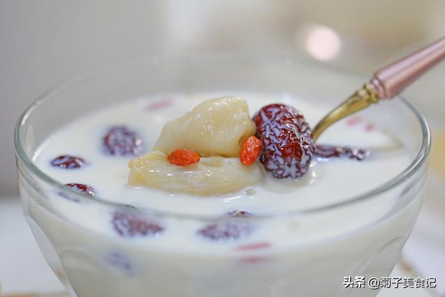 用高钙奶炖花胶可以吗 用高钙奶炖花胶可以吗孕妇