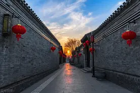 一把杨柳青手工折扇需三年完成，风雅气质大受文艺青年喜欢图片