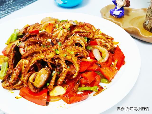 抖音爆头的八爪鱼不要再吃了，试试这款香辣八爪鱼，一吃停不下来
