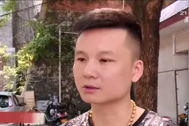 那是300万兰博基尼啊！长沙男子凌晨4点蹲人家门口“讨车”！然而对方却急了：你们合起来诈我…图片
