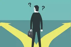 走到十字路口！谈谈中公教育当下的危与机，还值得投资么？图片