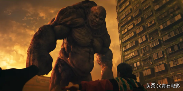 连续4天上榜，比《王国》尺度还大，不愧是一集30亿韩元的韩剧