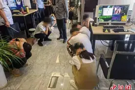 警方摧毁两个特大网络直播诈骗犯罪集团 抓获嫌犯218人图片