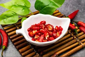 朋友圈“设置最近三天可见”的人，往往是以下几种心态图片