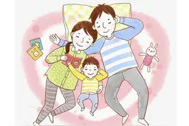 孩子跟谁睡就会跟谁亲，不管是不是亲妈，一旦错过难以弥补图片