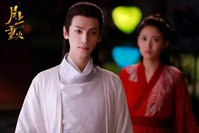 《月上重火》原著现实意义：我们每个人都可在其中找到曾经的自己