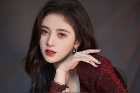 鞠婧祎到底靠了什么红？图片