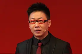 曾主持《正大综艺》的林海，在节目中发飙被撤下，如今他怎样了？图片