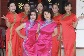 我喜欢旗袍。它内敛、含蓄、温柔，却又高贵、华丽、飘逸图片