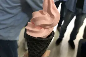 东贝冰淇淋机商用软质冰激凌机XMC740立式圣代甜筒雪糕机图片