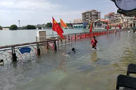 厦门海域迎来今年最大天文大潮，天朗气清，沙坡尾却出现漫堤现象图片