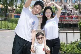 贾乃亮李小璐离婚已传两年，为什么现在才公布？原因或与4点有关图片