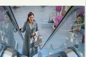 98年的小姐姐称呼79年的女性为奶奶，是口出狂言还是直言现实？图片