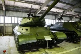 苏军巨兽IS-4重型坦克：护卫远东的铜墙铁壁图片