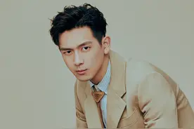 李现 x VogueMe四月刊|封面花絮大片释出，时髦穿搭演绎霸道总裁图片