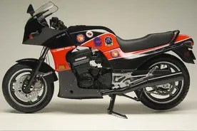 10款川崎摩托经典神车，H1系列吊打本田，Z系列夺回失去的冠军图片