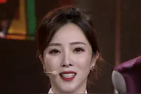 整容还是颜值BUG？这9个女星漂亮却“怪异”，怪的五花八门图片