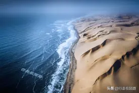 纳米布沙漠奇景：550米沙丘如汹涌海浪，八千年无人定居图片