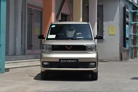 2.88万起的宏光MINI EV，为保续航，最低配连空调都没图片