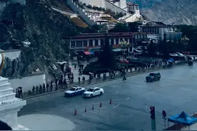 壁纸|放轻松，就当漫游世界图片