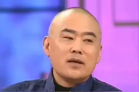 迷惑！知名作家被曝给18岁儿子的安全套扎洞，想当爷爷想疯了图片