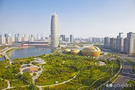 河南各城市十年间财政收入变迁：郑州首位度提升、商丘开封高增长图片