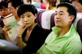 “软饭硬吃”的3位男明星，各有各的优秀，爱老婆的男人终成大器图片