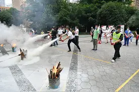 让家更有安全感！城南家园公租房小区开展消防演练图片