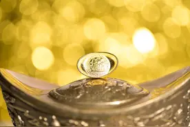 黄金重回历史高位，上海金“最便宜”，这次中国大妈还会抢吗？图片