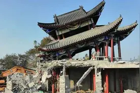 整治当地“申家大院”消极应付，市长等20人被处分视频封面