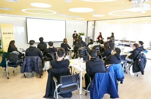 刘新华：互联网下半场，如何破解产品的增长密码？| 高榕分享