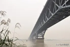 南京：没有长江大桥，武汉也成不了河南湖南四川陕西的天然出海口图片