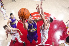 琼斯回归首秀40+13姜宇星16分遭驱逐 吉林终结北控4连胜图片